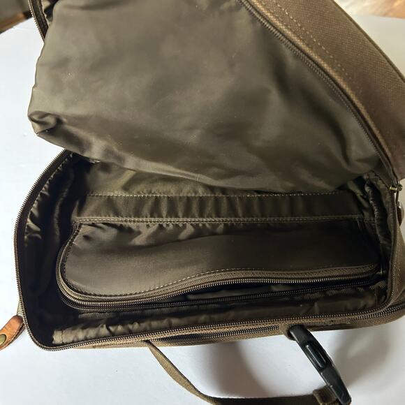 Cabela's Vintage Olive Green Canvas Small Bag Carrying Case Hunting Travel - Picture 6 of 9